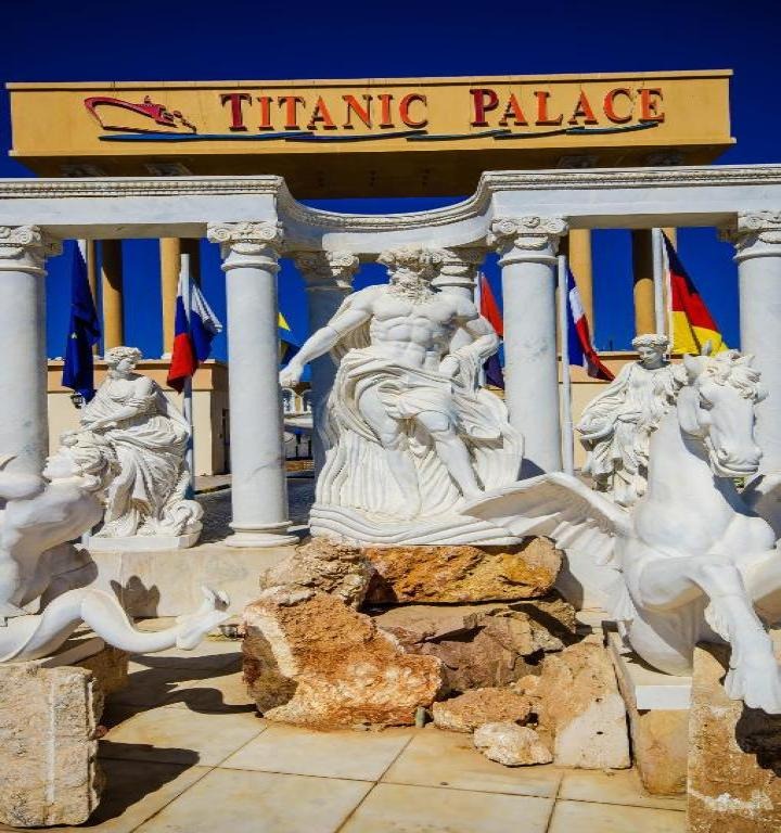 Hotel Titanic Palace