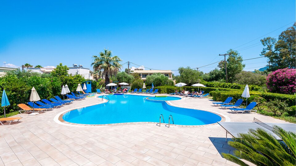 Serena Hotel 