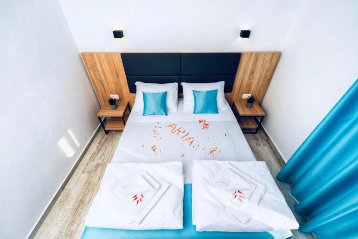 Aria Apart Hotel