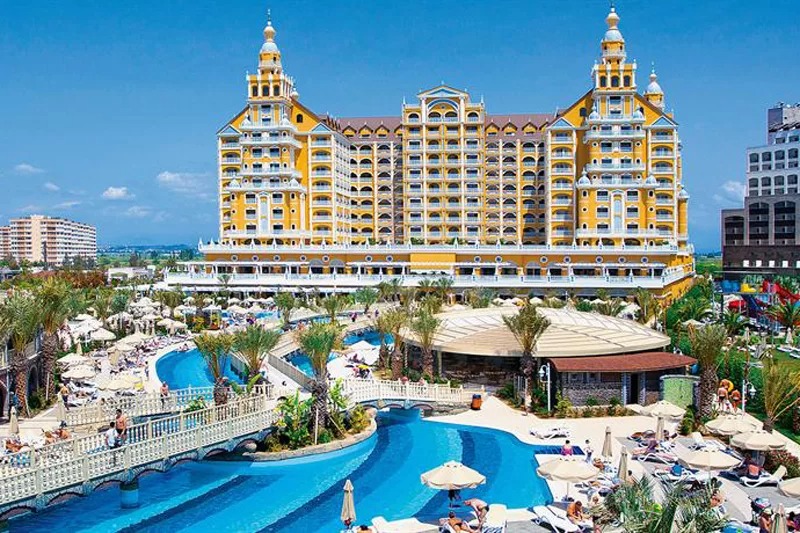 Royal Holiday Palace Hotel
