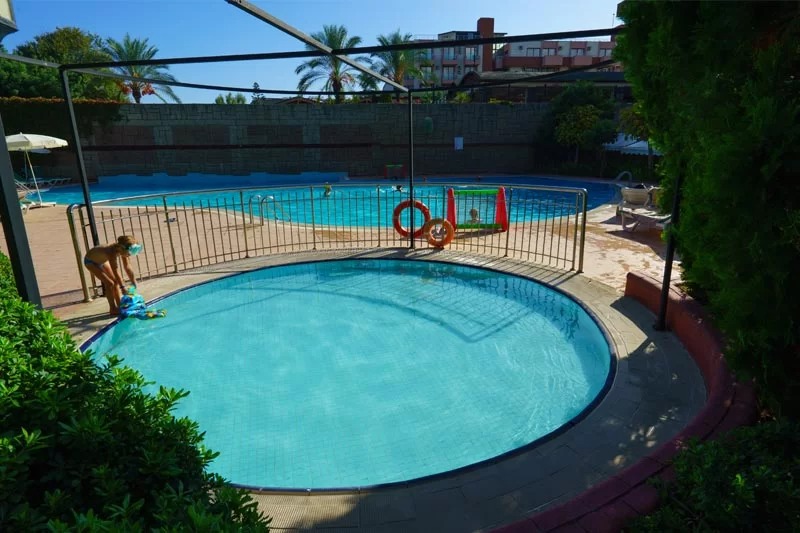 Armas Gul Beach Hotel