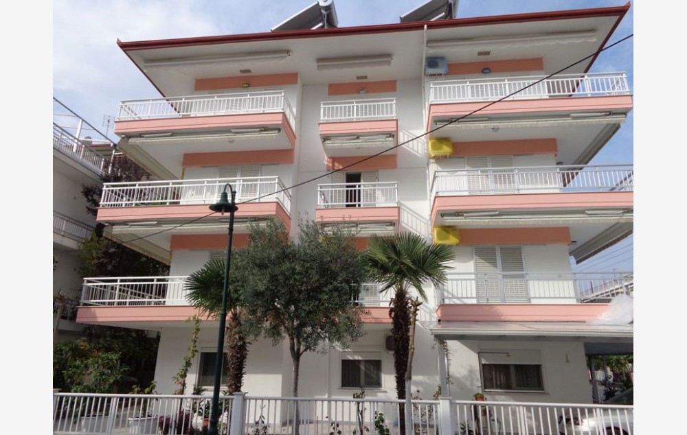Vila Athina ex Saris