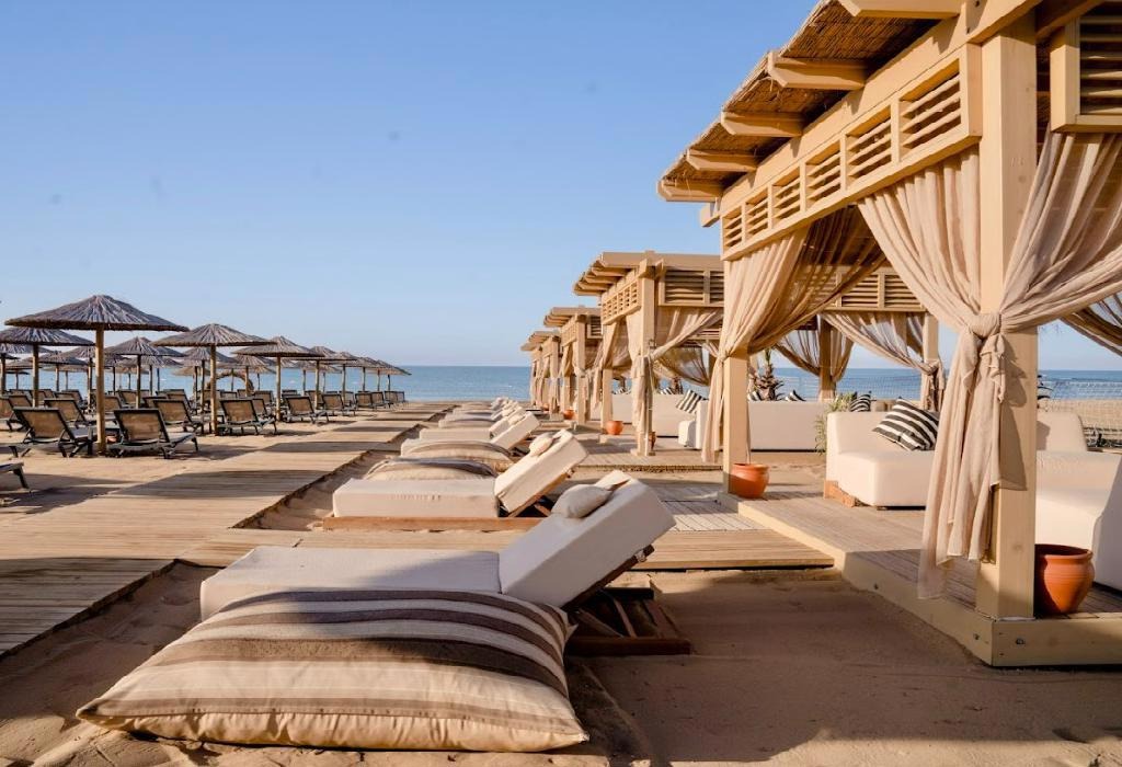 Liu Resorts