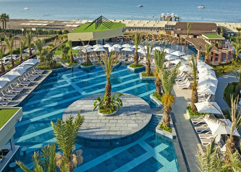 Kirman Belazur Resort & Spa