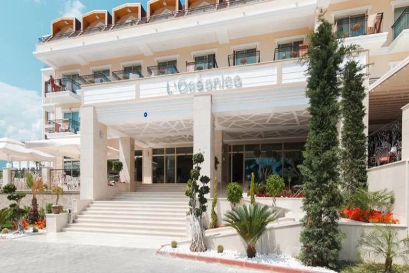 Loceanica Beach Resort Hotel