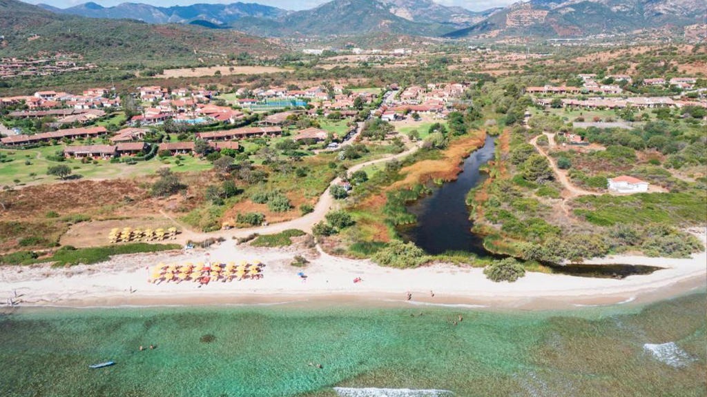 Li Suari Club Village