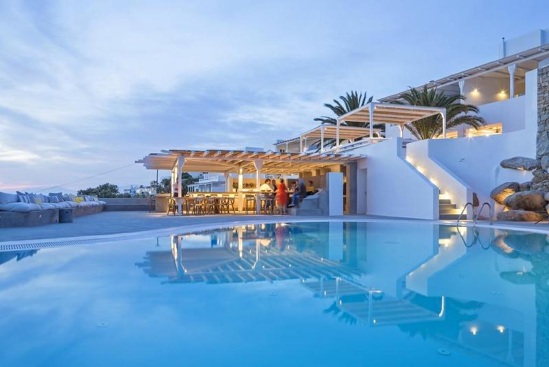 Boheme Hotel