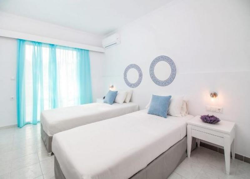 Tina Plus Hotel