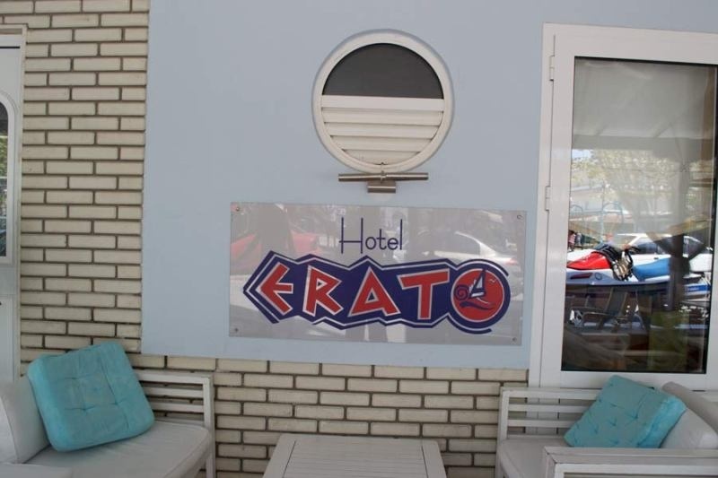 Aparthotel Erato