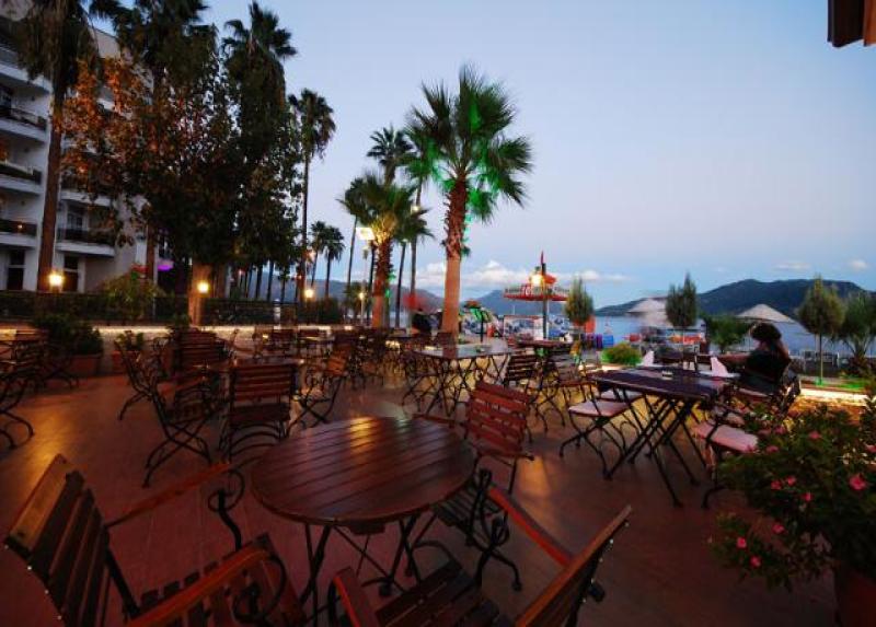 Golden Rock Beach Hotel