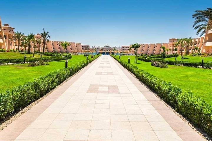 Hotel Jasmine Palace Resort and Spa