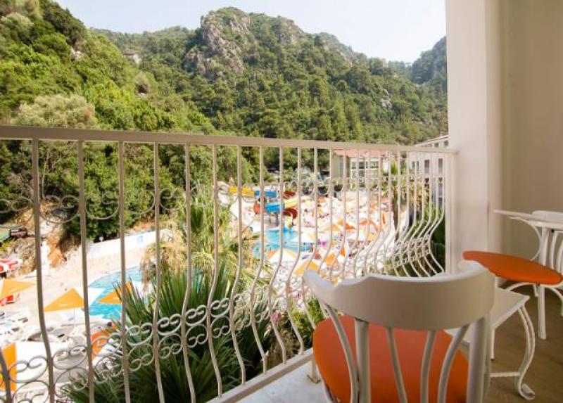 Mirage World Hotel