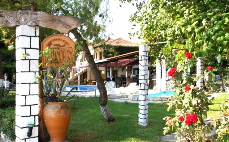 Flisvos Seaside Apartments