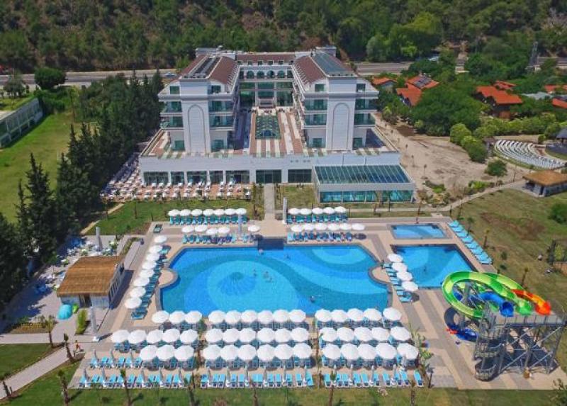 Dosinia Luxury Resort Hotel