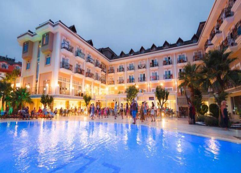 Loceanica Beach Resort Hotel