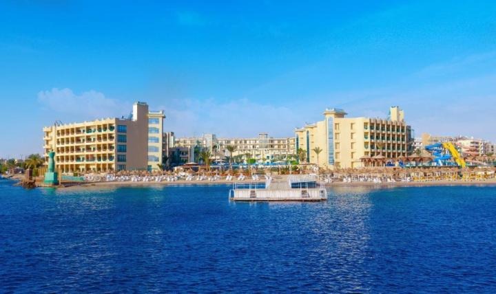 Hotelux Marina Beach Resort