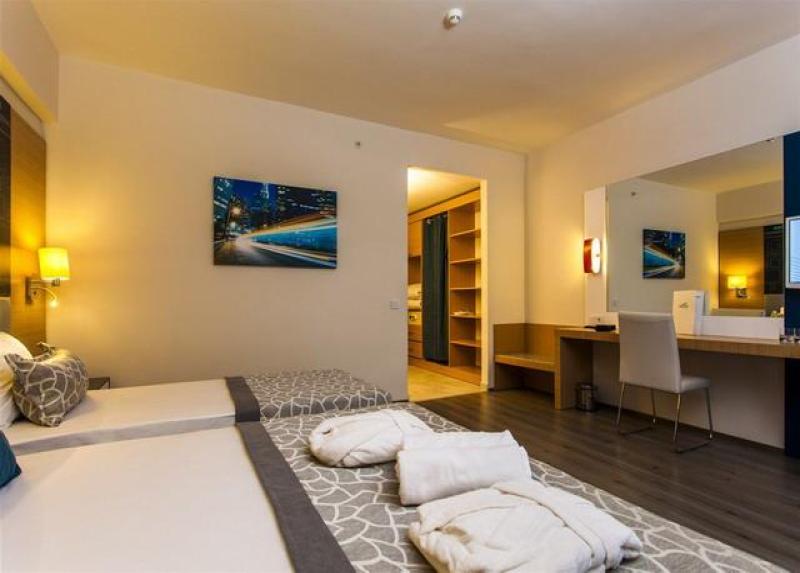 Avena Resort & Spa Hotel