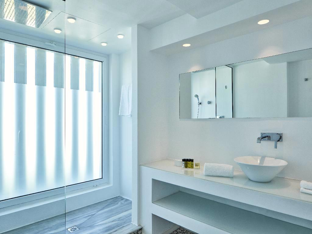 Hotel So White Club Resort