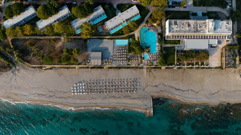Ninos Grand Hotel & Resort 