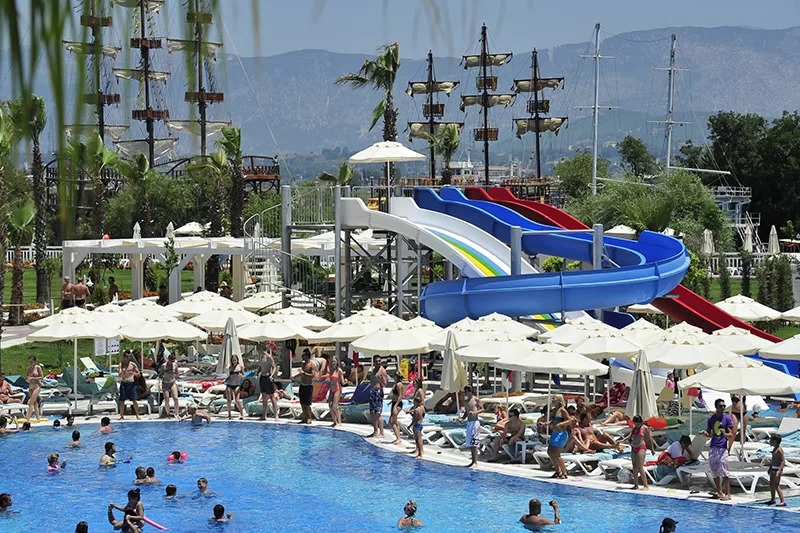 Lake & River Side Hotel & Spa