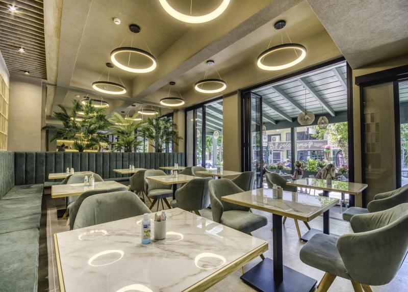 Astron Hotel
