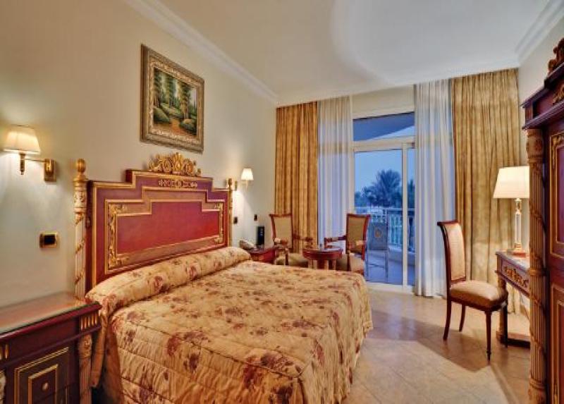 Palm Royal Resort - Soma Bay Hotel