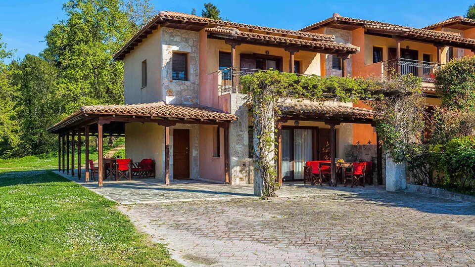 Akritas Ef Zin Villas and Suites