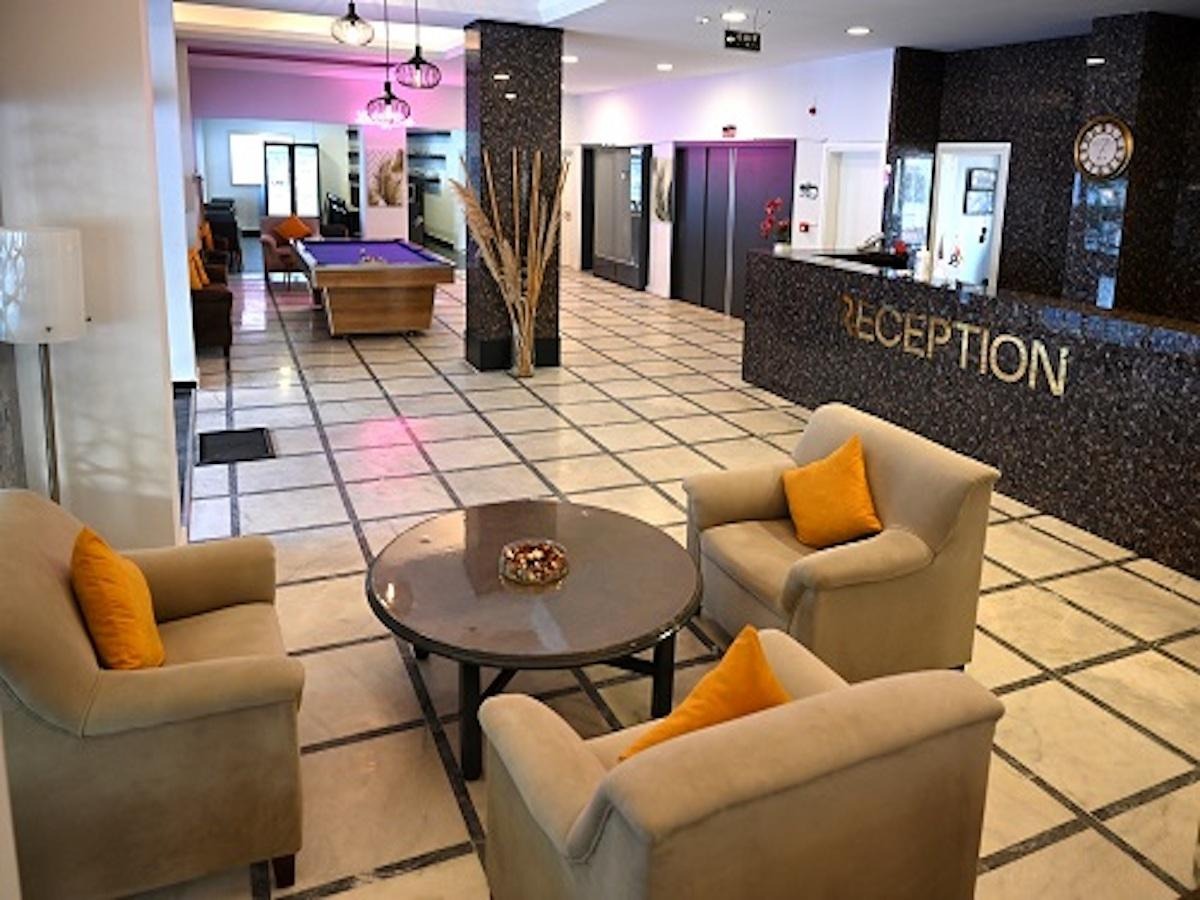 Roxx Royal Hotel
