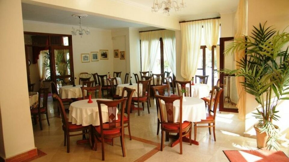 Hotel Eden