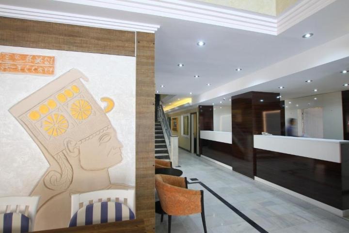 Hotel Myra