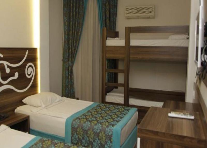 Kleopatra Blue Hawai Hotel