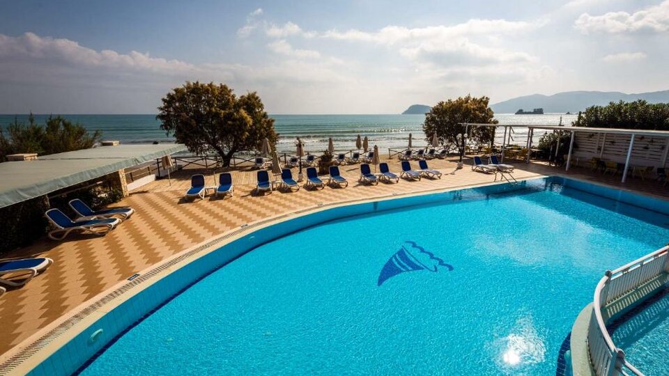 Mediterranean Beach Resort 