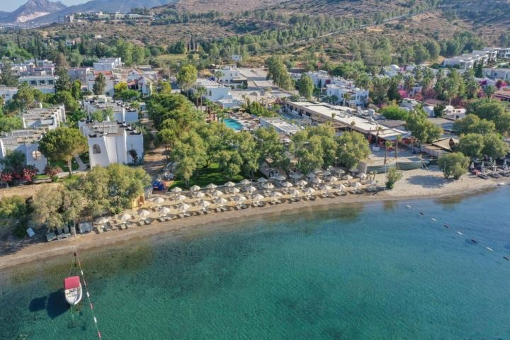 Regia Mare Beach