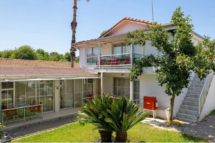 Clover Magic Altinkum Park Side Hotel