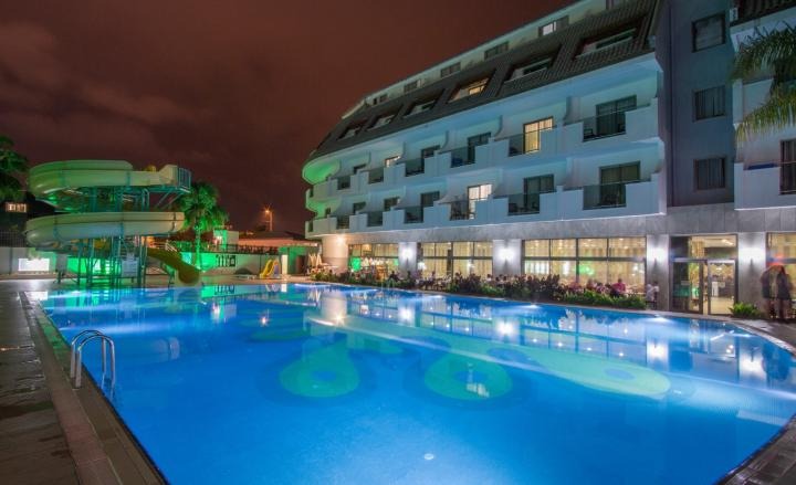 Dedeman Kemer Resort