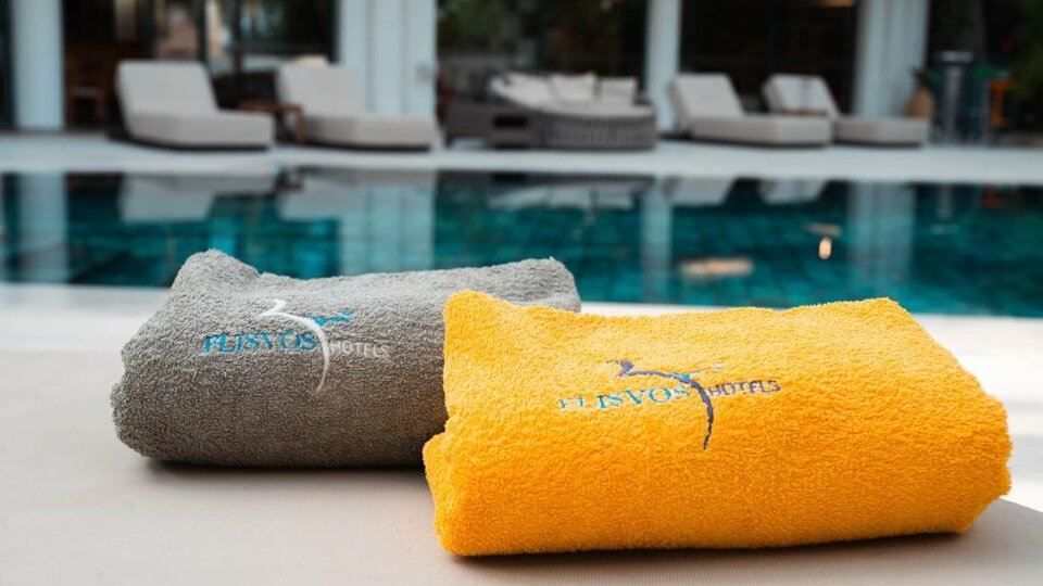 Flisvos Royal Hotel and Suites 