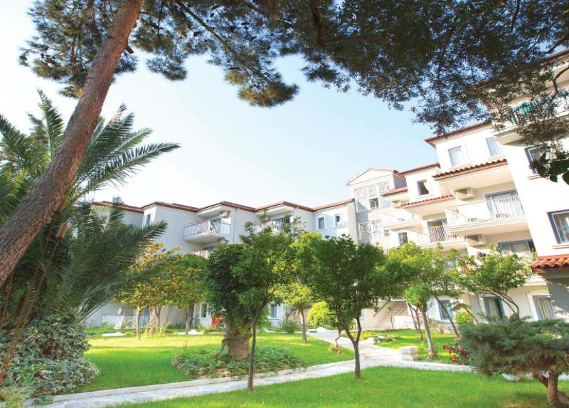 Paloma Marina Suites Hotel