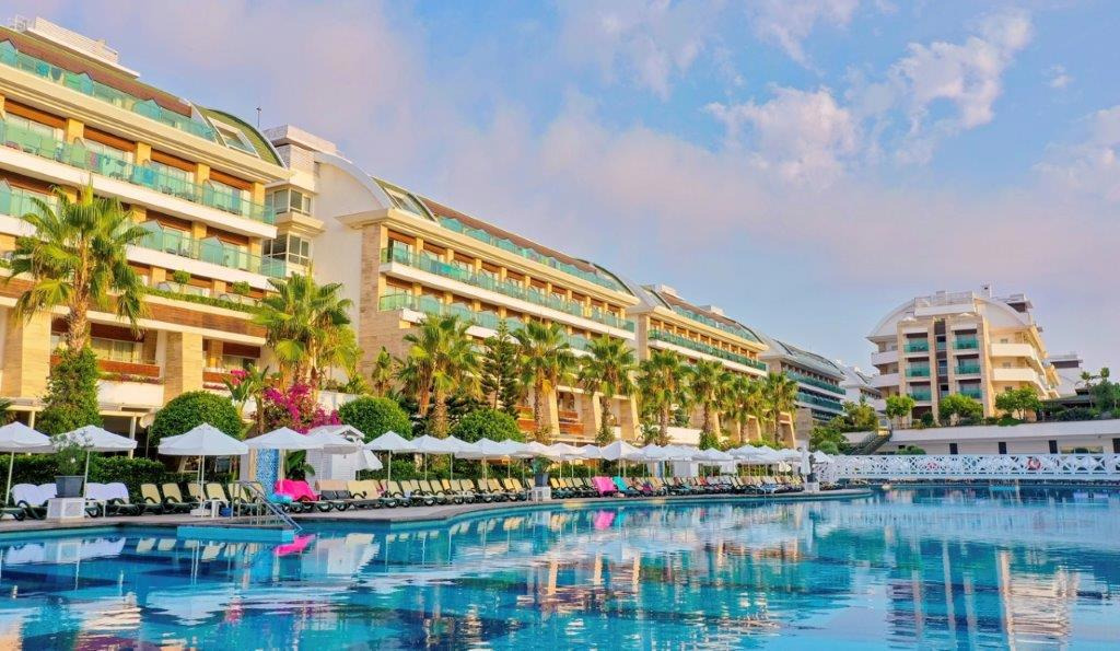 Hotel Crystal Waterworld Aqua Collection