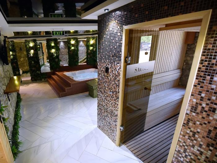 Dream House Hotel
