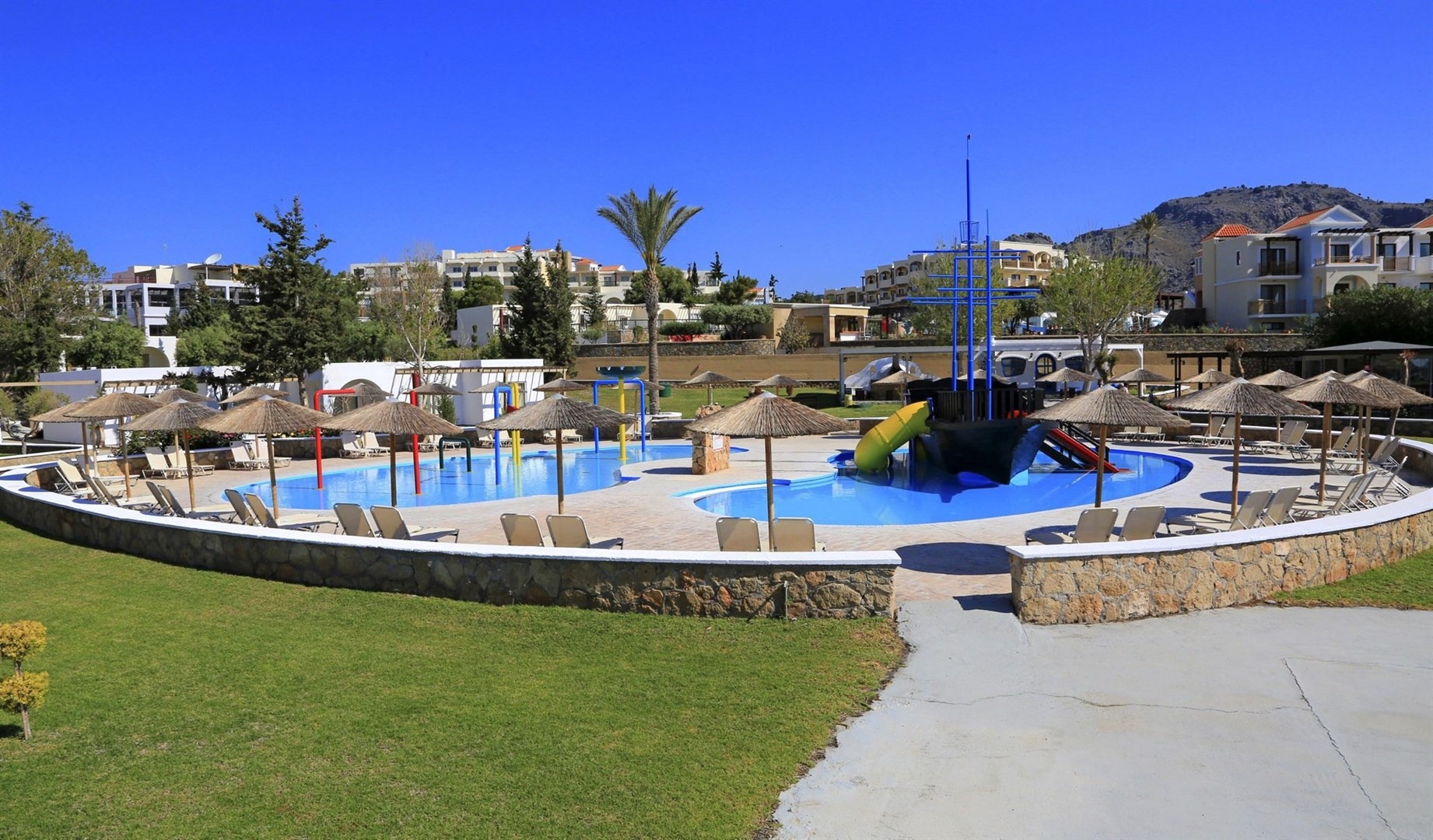 Hotel Kiotari Miraluna