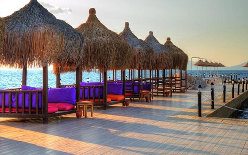 Le Bleu Hotel & Resort