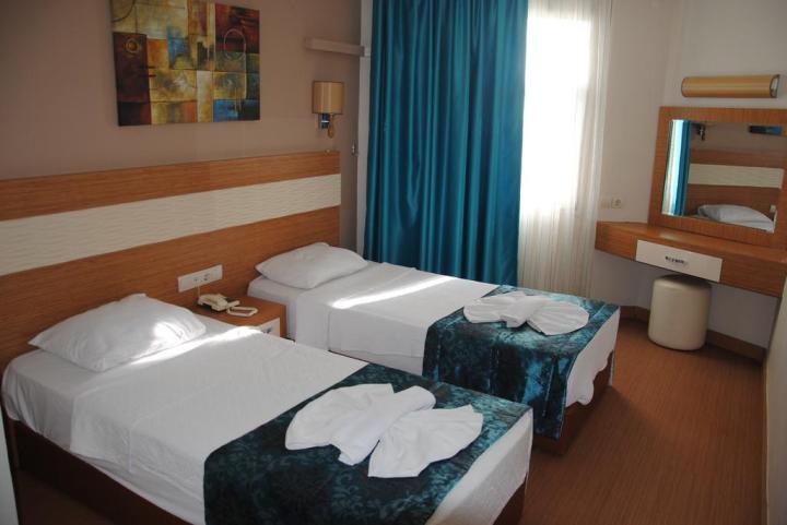Flora Suites
