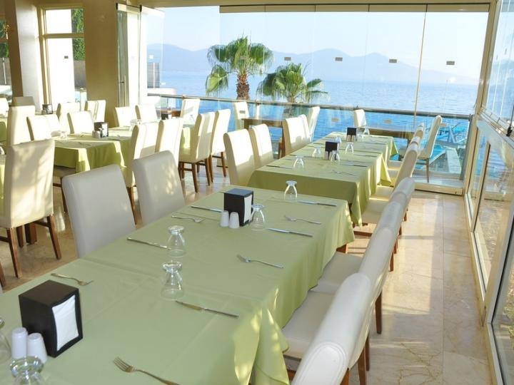 Grand Sahins Hotel