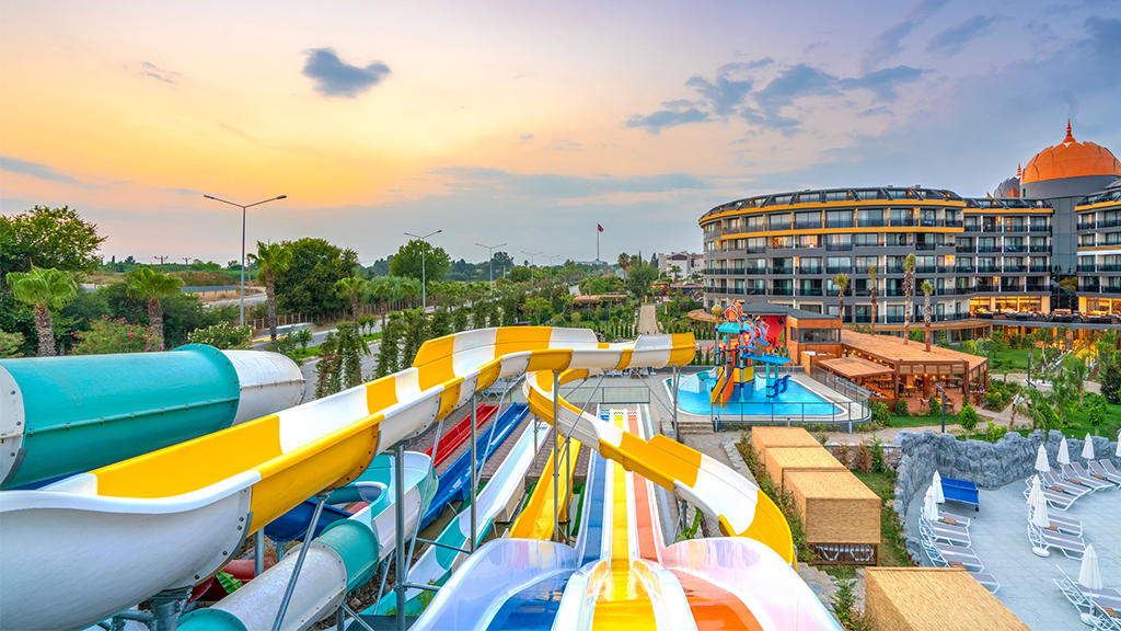 Arnor De Luxe Hotel and Spa