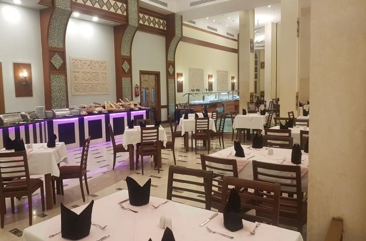 Hotel Royal Lagoons Aqua Park Resort and Spa