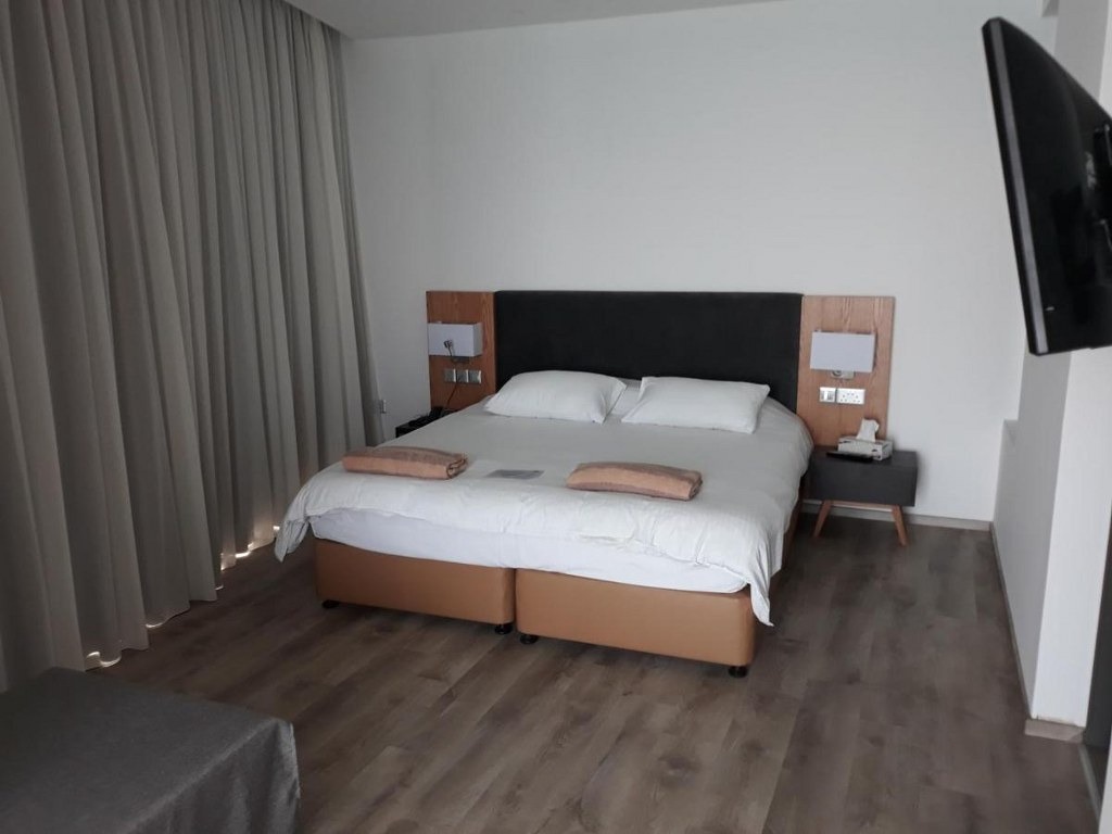 Vrissaki Beach Hotel
