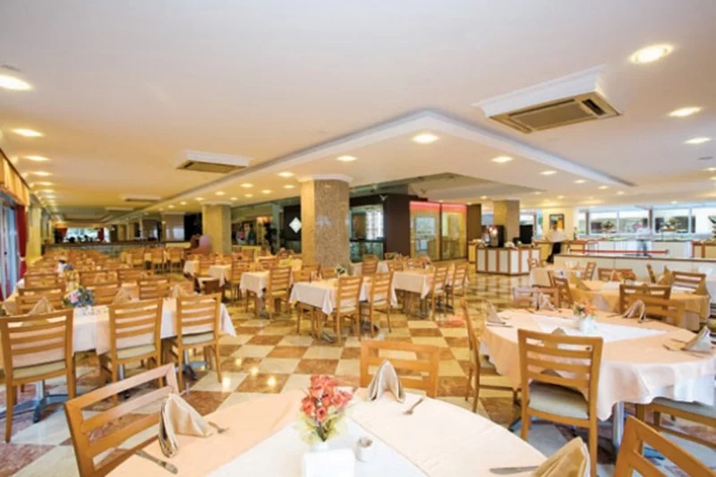 Fame Beach Hotel