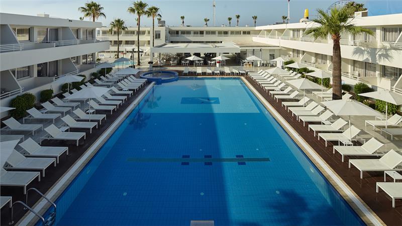 Melpo Antia Hotel and Suites