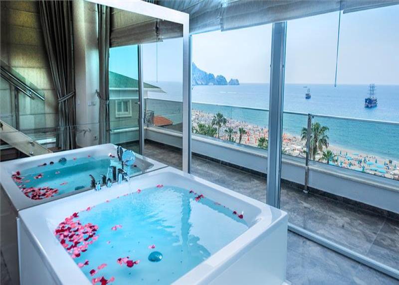 Xperia Saray Beach Hotel