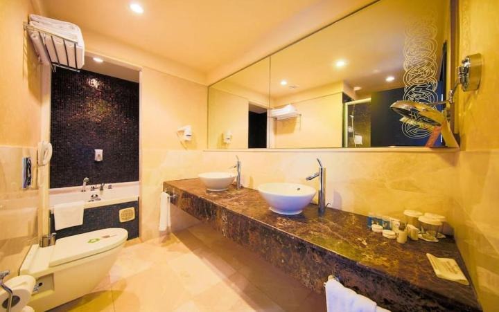 Horus Paradise Luxury Resort